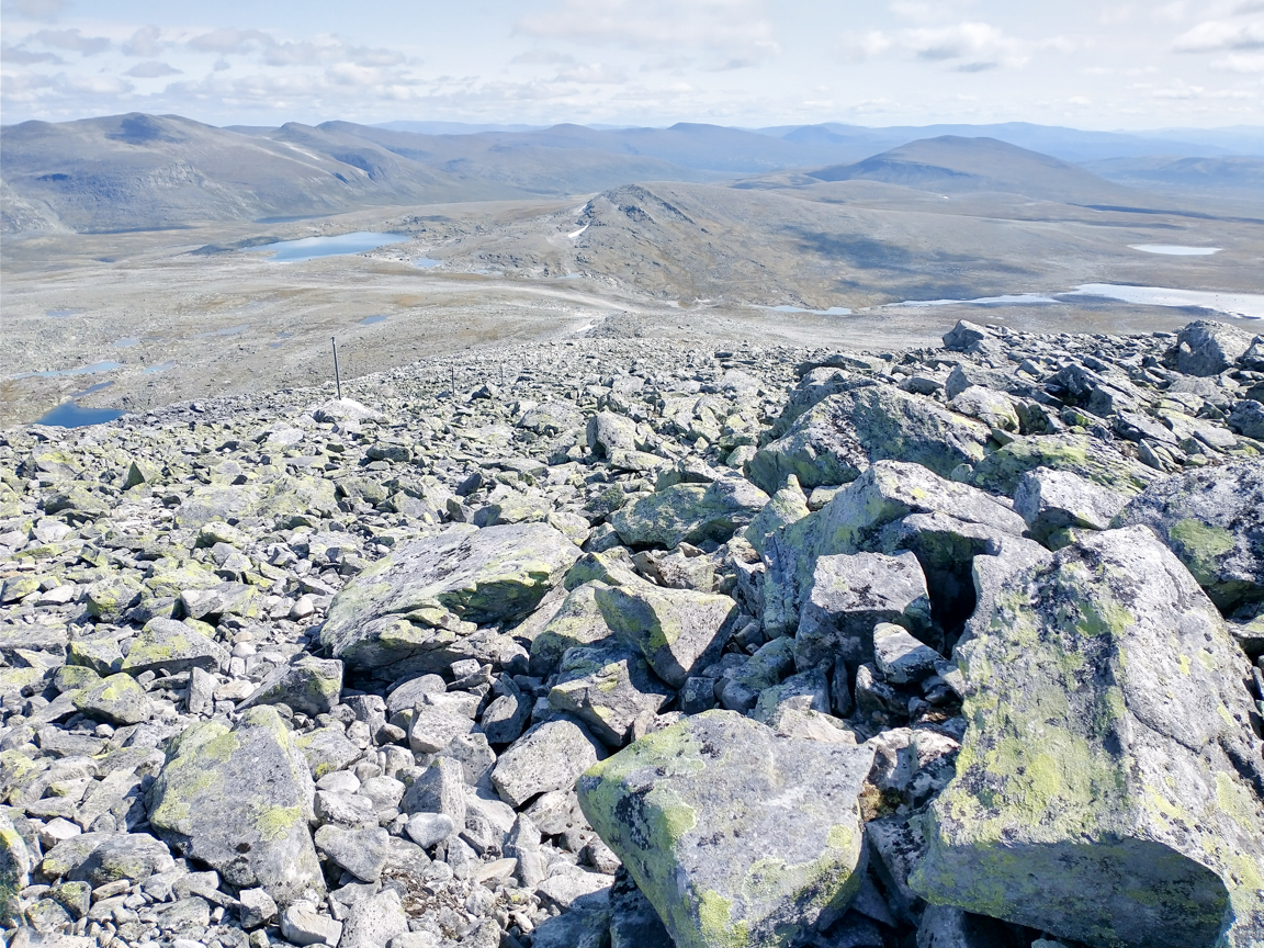 Terrenget på Snøhetta.